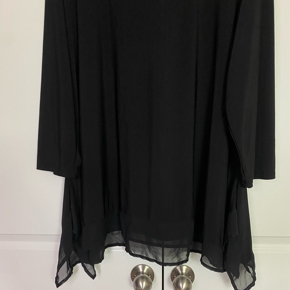 Gothic Black Flowy Tunic Top, Sheer Trim accent, Stretch, size - Picture 5 of 8